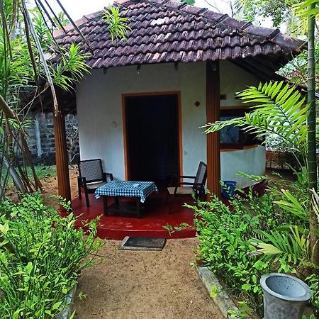 Ravana - Beach Cabanas Hikkaduwa Exteriör bild
